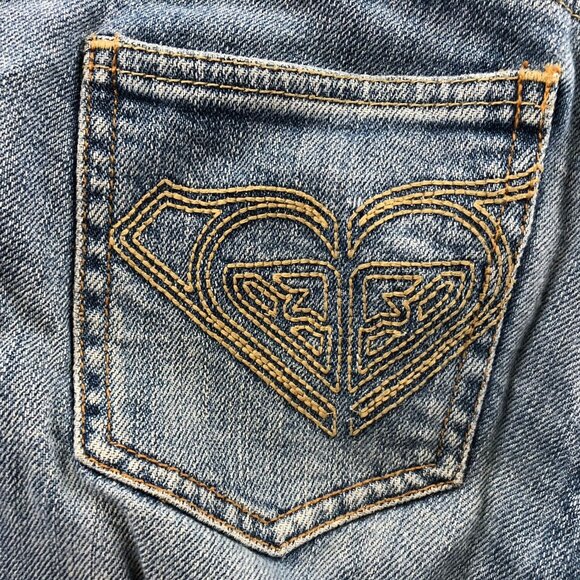Roxy Womens Jean Shorts Size 3 Embroidered Blue Denim Cuffed Casual Stretch Y2K - Picture 10 of 14